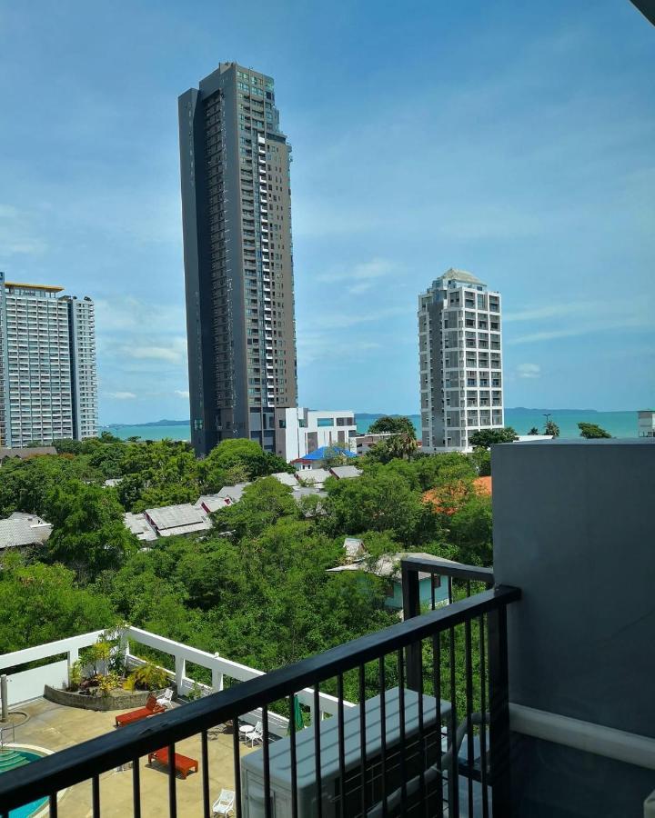 Trio Gems Condo Pattaya, Thailand Pantai Jomtien Bagian luar foto