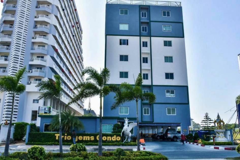 Trio Gems Condo Pattaya, Thailand Pantai Jomtien Bagian luar foto
